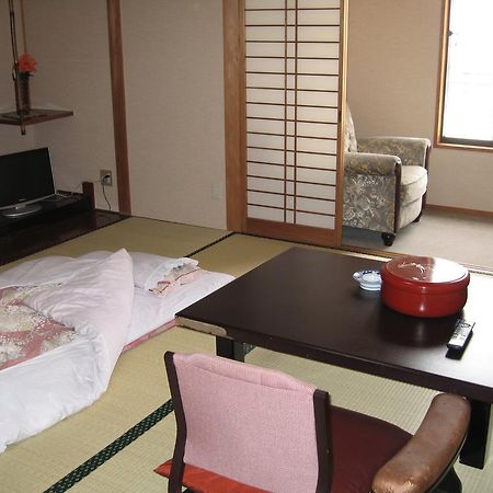 Nishichiba Hotel Wakoso Стая снимка